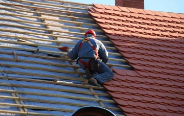 roof tiles Wardington, Oxfordshire